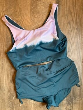 PINK Victoria's Secret Active Sportswear/Swimsuit in Blue - L